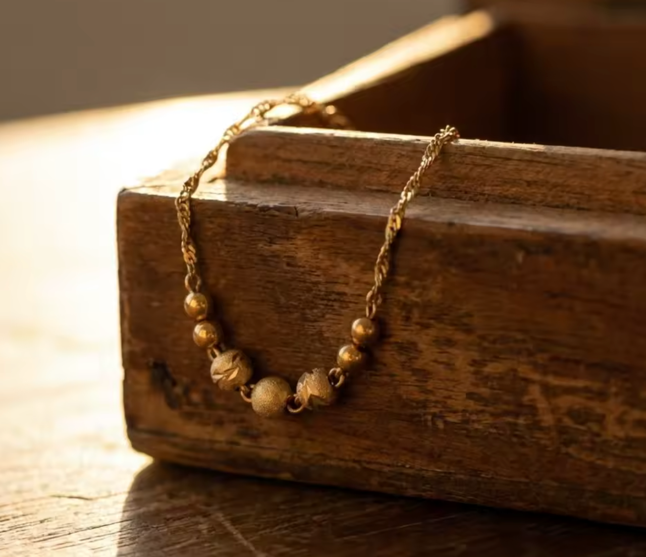 Gold Plated Titanium Steel Beaded Bracelet for Women