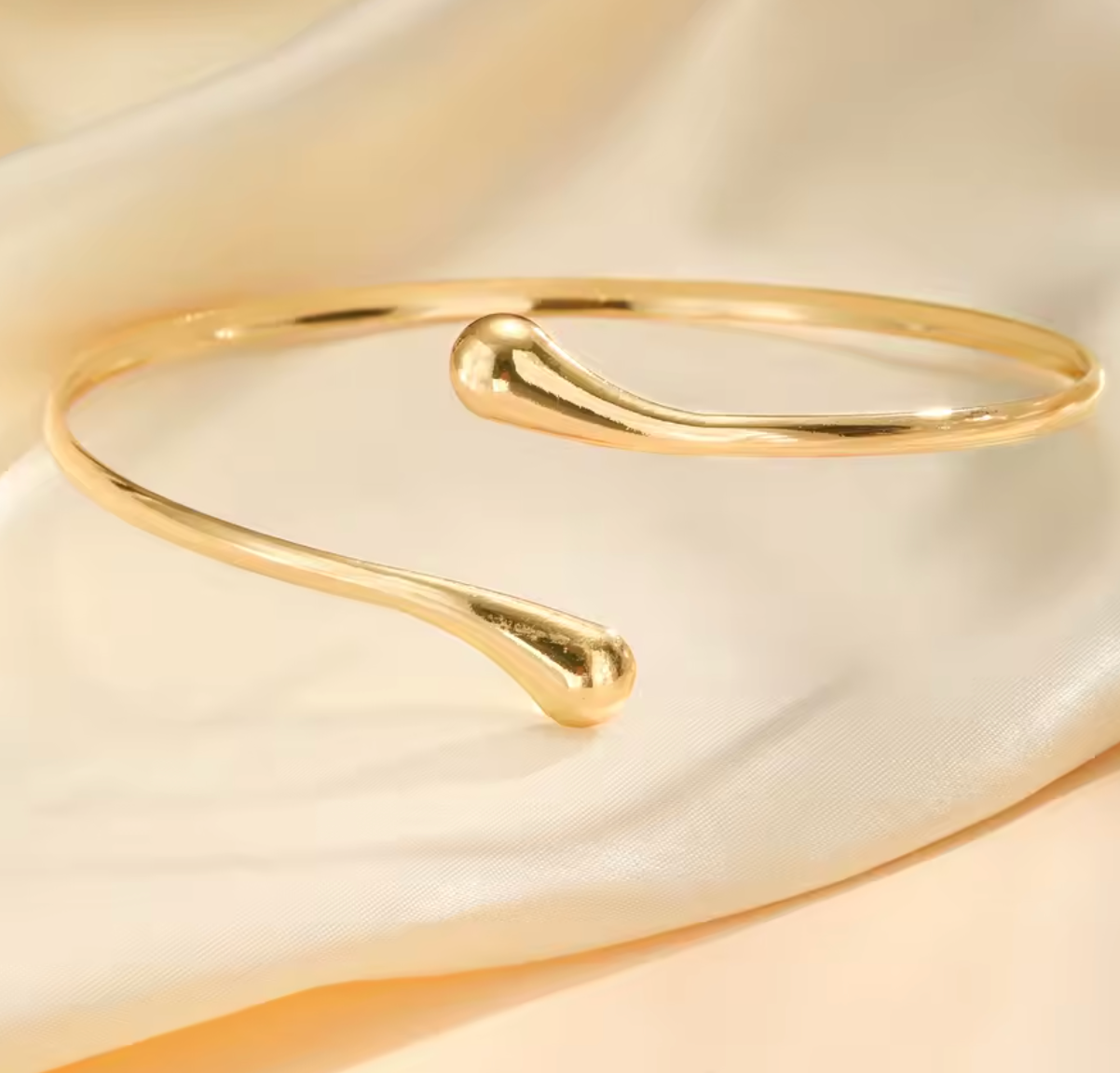 Vintage Boho Upper Arm Bracelet for Women